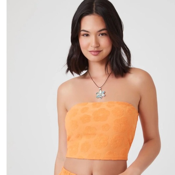 Forever 21 Tops - Forever 21 Textured Floral Cropped Tube Top. Color- Orange. Size- Large.
